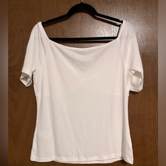 BOGO EUC GAP Off White Short Sleeve Ribbed Top with Sweetheart neckline XL - Picture 3 of 4